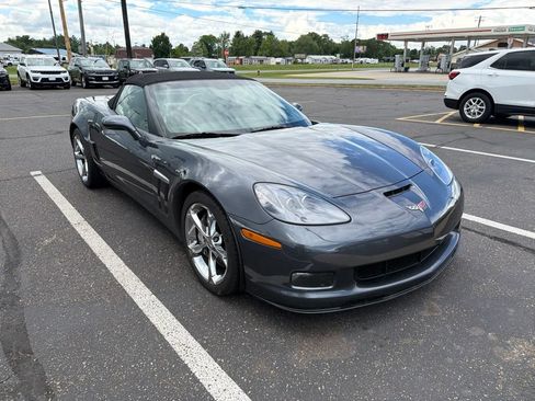 Used 2010 Chevrolet Corvette Grand Sport w/ Preferred Equipment Group RWD image 2