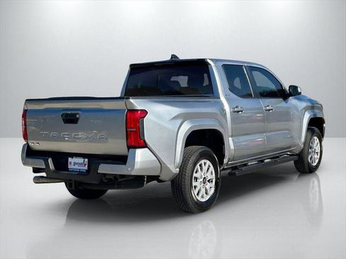 Certified 2025 Toyota Tacoma SR5 image 5