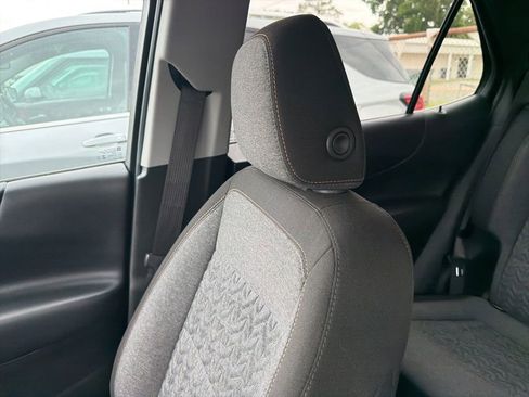 Used 2024 Chevrolet Equinox LT FWD image 19