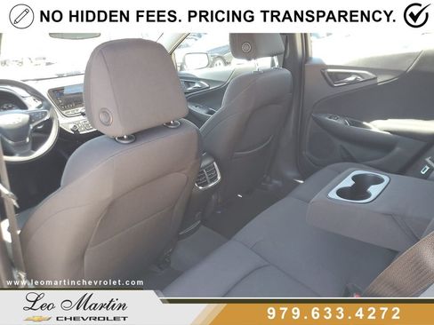 Used 2024 Chevrolet Malibu LT FWD image 9