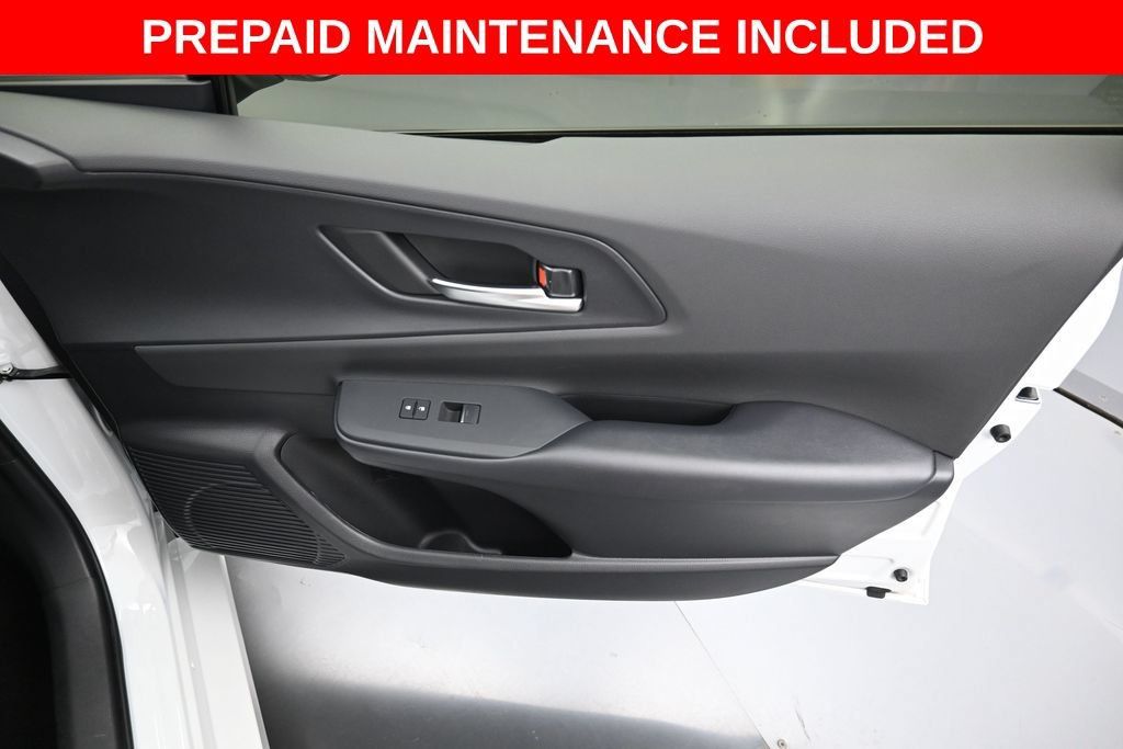 Certified 2026 Toyota Prius Plug-In Hybrid FWD image 32