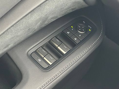 New 2026 Lexus TX 500h AWD image 34