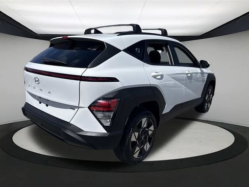 Certified 2025 Hyundai Kona SEL AWD/4WD image 7