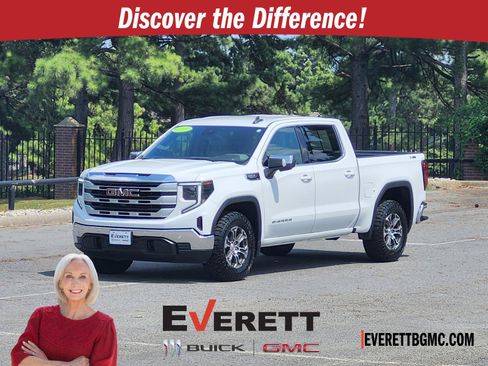 Used 2024 GMC Sierra 1500 SLE w/ Preferred Package AWD/4WD image 1