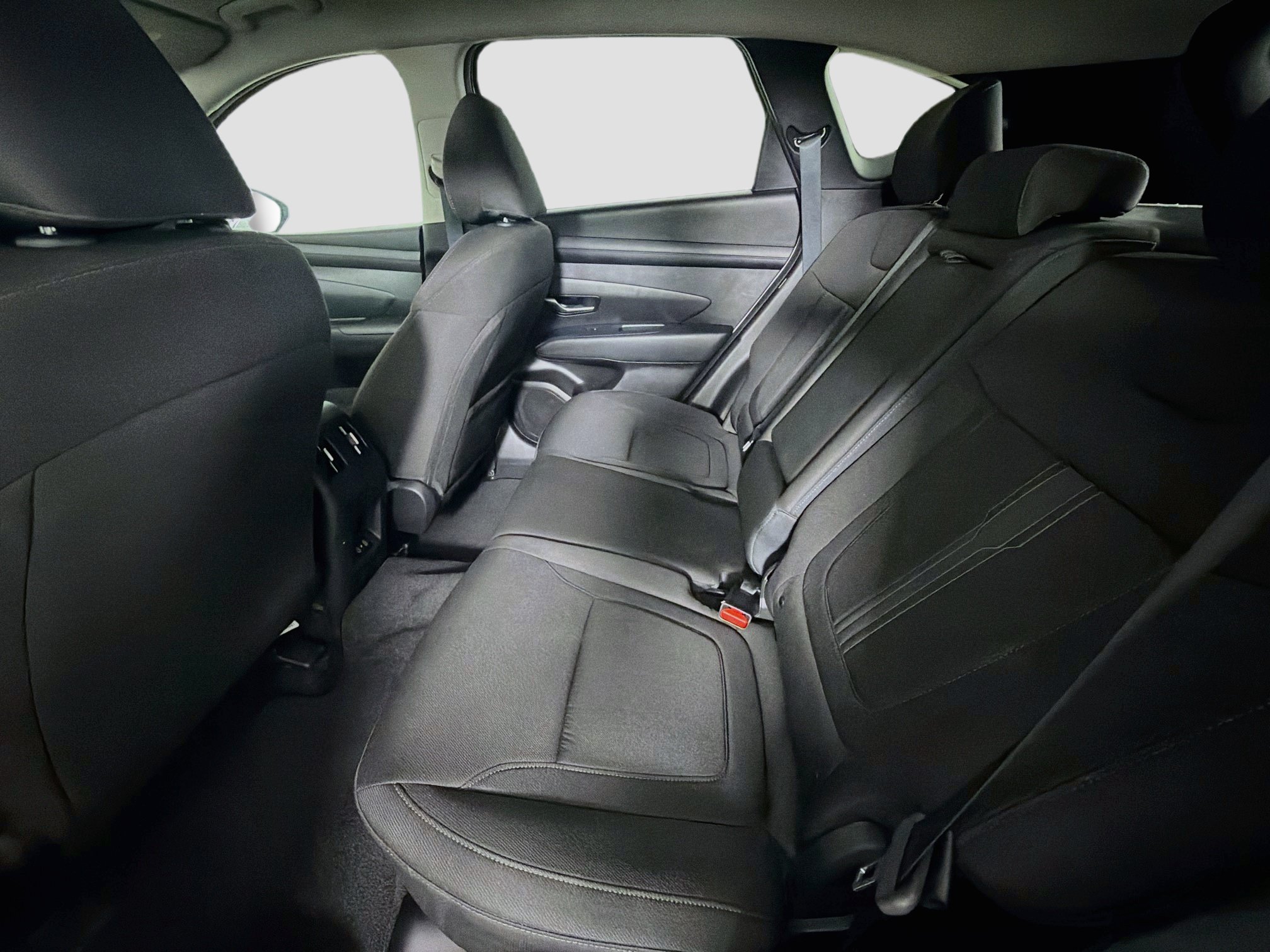 Used 2025 Hyundai Tucson SEL FWD image 26