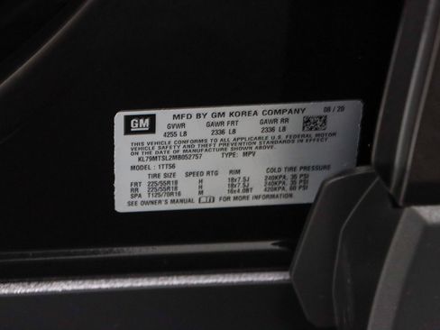 Used 2021 Chevrolet TrailBlazer RS w/ Technology Package FWD image 32
