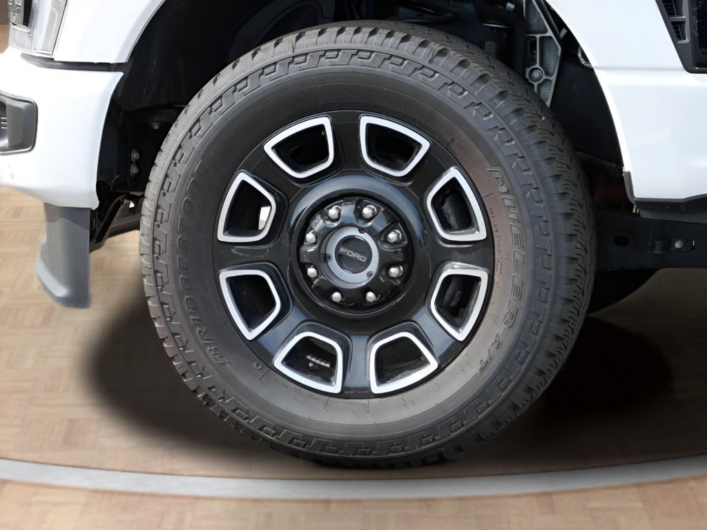 Used 2025 Ford F250 Platinum AWD/4WD image 9
