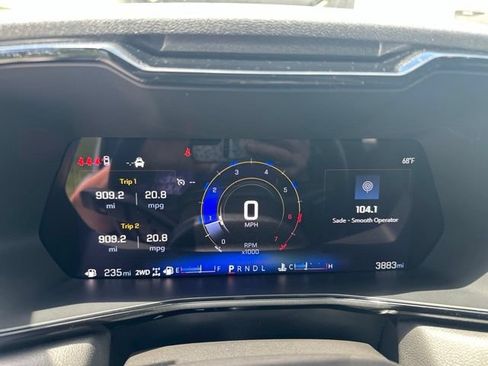 Used 2025 Chevrolet Colorado LT w/ LT Convenience Package AWD/4WD image 19