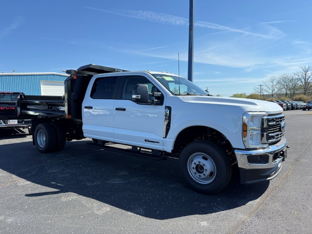 New 2026 Ford F350 XL w/ XL Chrome Package AWD/4WD image 1