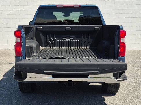 Used 2024 Chevrolet Silverado 1500 LT AWD/4WD image 14