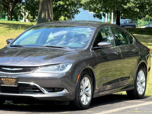 Used 2015 Chrysler 200 C image 18