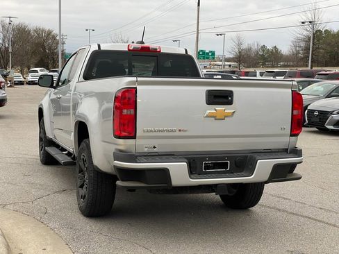 Used 2018 Chevrolet Colorado LT w/ LT Convenience Package image 5