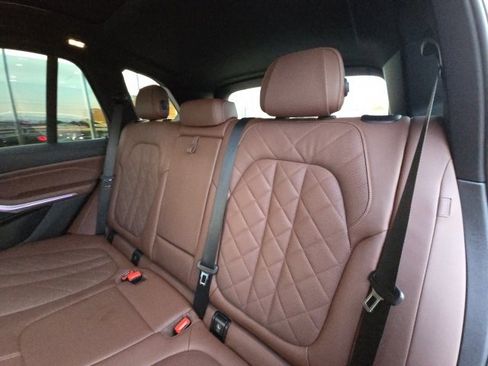 Used 2023 BMW X5 sDrive40i image 16