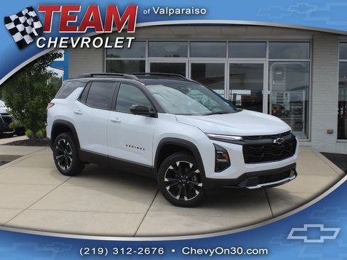 New 2026 Chevrolet Equinox RS w/ Convenience Package III FWD image 1