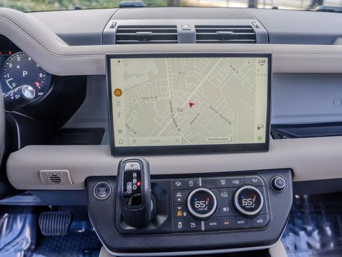 Used 2024 Land Rover Defender 130 S image 20