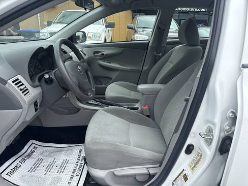 Used 2009 Toyota Corolla LE FWD image 12