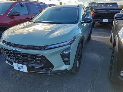 New 2026 Chevrolet Trax ACTIV w/ Sunroof Package