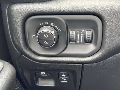 New 2026 RAM 1500 Big Horn AWD/4WD image 17