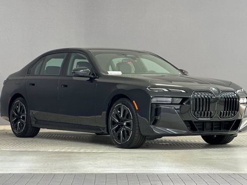 New 2025 BMW 760i xDrive 760i xDrive w/ Premium Package image 6