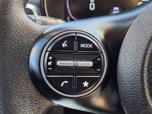 Used 2023 Kia Soul LX image 14