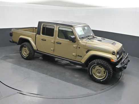 New 2026 Jeep Gladiator Willys AWD/4WD image 29