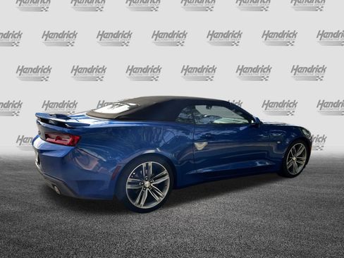 Used 2018 Chevrolet Camaro LT image 10