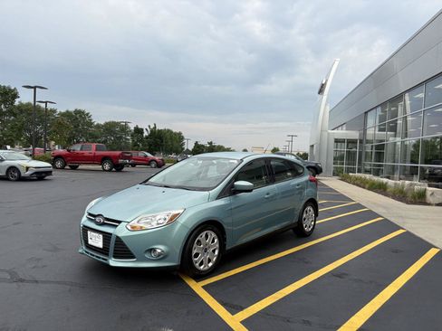 Used 2012 Ford Focus SE FWD image 4