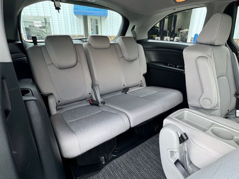 Used 2023 Honda Odyssey EX image 19