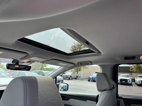 Used 2020 Honda Odyssey EX-L image 12