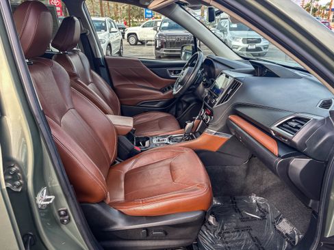 Used 2021 Subaru Forester Touring w/ Popular Package #2 image 19