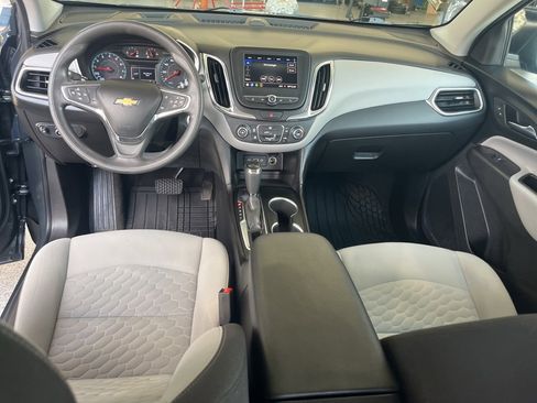 Used 2021 Chevrolet Equinox LS image 15