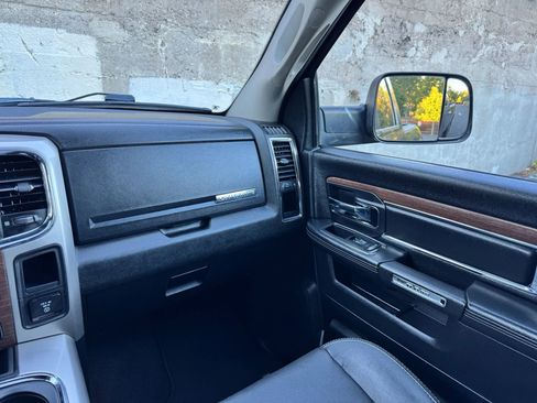 Used 2016 RAM 2500 Laramie w/ Sport Appearance Group AWD/4WD image 36