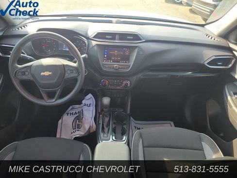 Used 2023 Chevrolet TrailBlazer LT FWD image 11