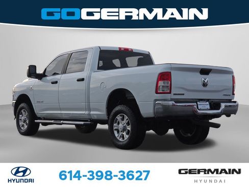 Used 2024 RAM 2500 Big Horn w/ Off Road Package AWD/4WD image 10