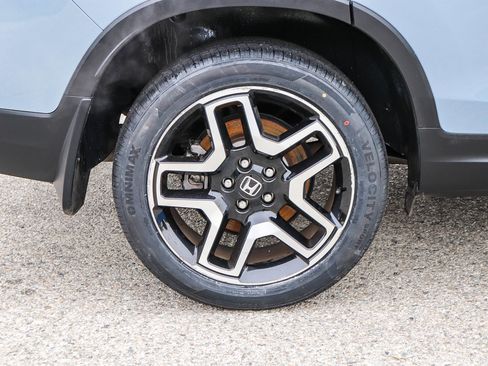 Used 2023 Honda Passport Elite image 11