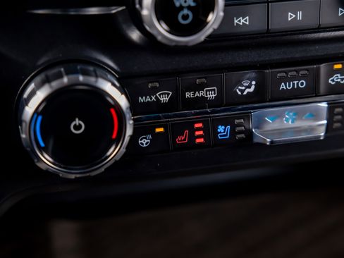 Used 2026 Ford F450 Platinum w/ Platinum Plus Package image 17