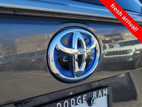 Used 2019 Toyota RAV4 XSE image 6