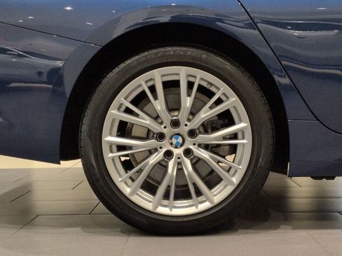 Used 2023 BMW 330i xDrive Sedan w/ Premium Package AWD/4WD image 22