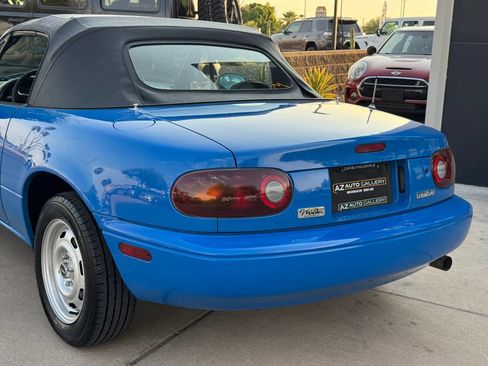 Used 1990 MAZDA MX-5 Miata RWD image 40