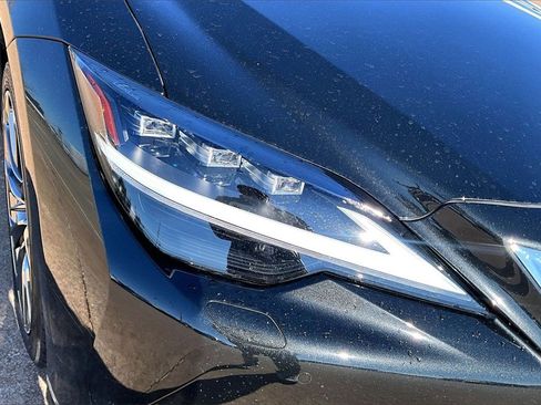 Used 2022 Lexus LS 500 image 30