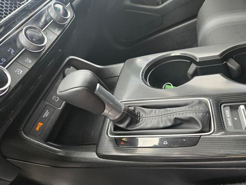 Certified 2025 Honda Civic Sport image 16