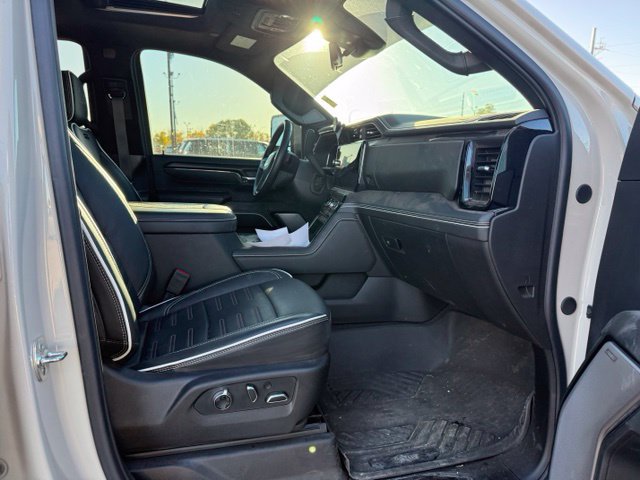 Used 2026 GMC Sierra 2500 AT4X w/ AT4X AEV Edition AWD/4WD image 12