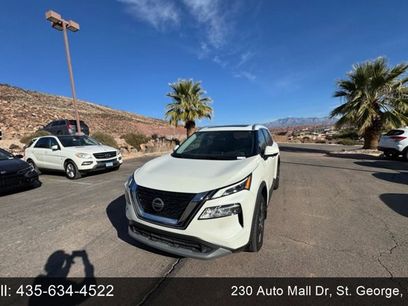 Used 2021 Nissan Rogue SV w/ Premium Package