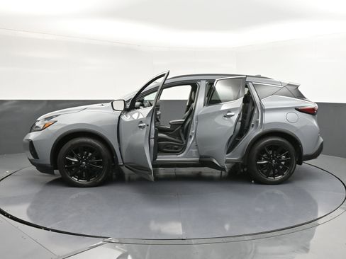 Used 2024 Nissan Murano SV w/ SV Midnight Edition Package image 37