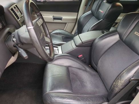 Used 2006 Chrysler 300 SRT8 w/ SRT Option Group I image 16