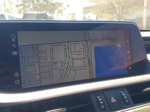 Used 2020 Lexus ES 350 w/ Premium Package image 27