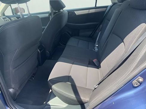Used 2019 Subaru Outback 2.5i AWD/4WD image 26