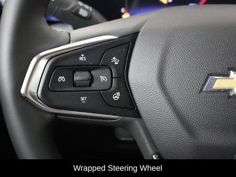 Used 2025 Chevrolet Trax LT w/ Driver Confidence Package FWD image 8