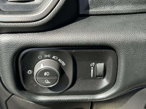 Used 2022 RAM 1500 Rebel w/ Off Road Group AWD/4WD image 16