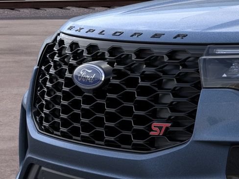 New 2026 Ford Explorer ST AWD/4WD image 17